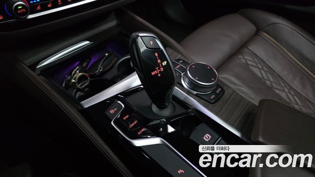BMW 5 Series (G30) 520d xDrive Luxury Plus 2018 — фото 9