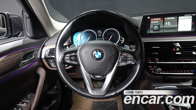 BMW 5 Series (G30) 520d xDrive Luxury Plus 2018 — фото 13