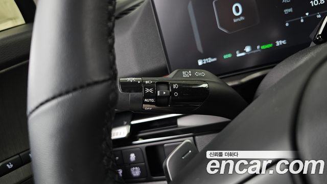 Kia Sportage Hybrid (V) HEV 1.6 2WD Signature 2025 — фото 29