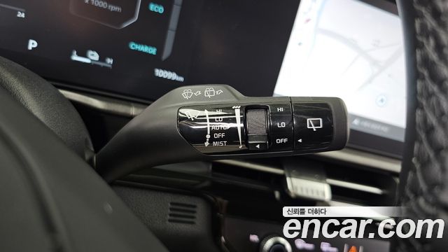 Kia Sportage Hybrid (V) HEV 1.6 2WD Signature 2025 — фото 30