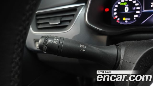 Renault Korea XM3 1.3 TCe RE Signature 2023 — фото 21