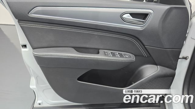 Renault Korea XM3 1.3 TCe RE Signature 2023 — фото 28