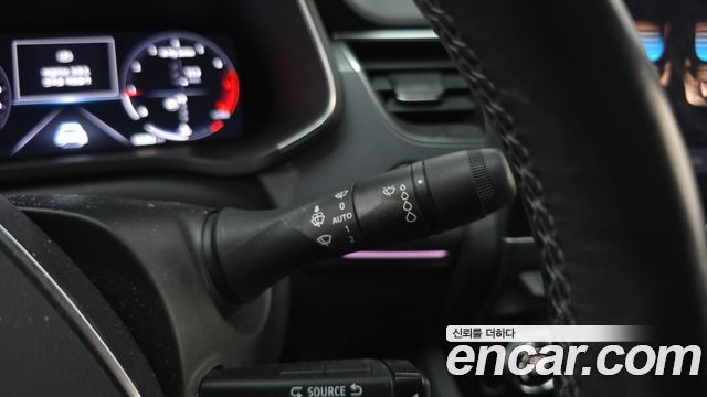 Renault Korea XM3 1.3 TCe RE Signature 2023 — фото 31