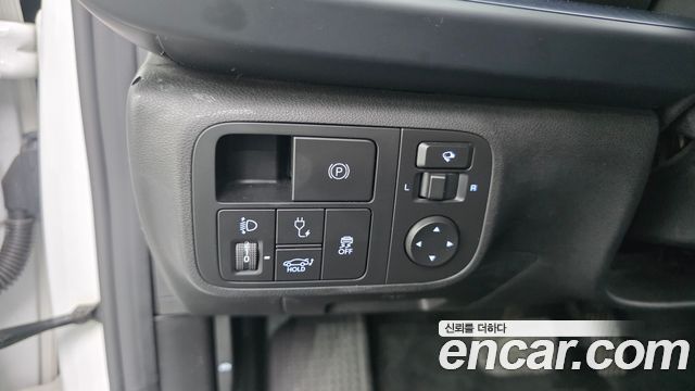 Hyundai Ioniq 6 Long Range Exclusive + 2023 — фото 14