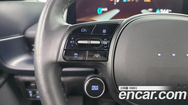 Hyundai Ioniq 6 Long Range Exclusive + 2023 — фото 16