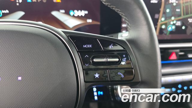 Hyundai Ioniq 6 Long Range Exclusive + 2023 — фото 17