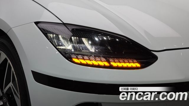 Hyundai Ioniq 6 Long Range Exclusive + 2023 — фото 22