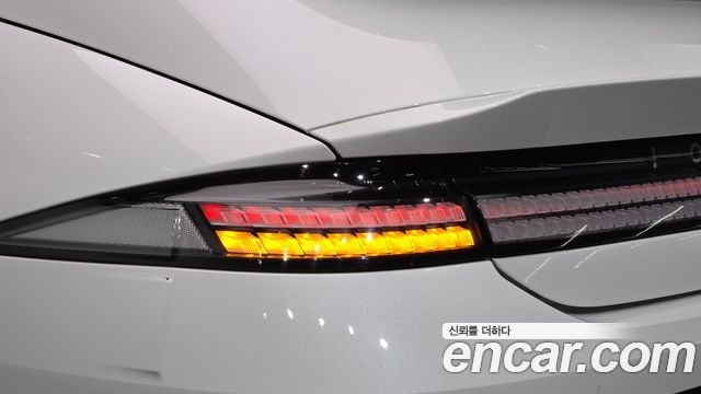 Hyundai Ioniq 6 Long Range Exclusive + 2023 — фото 23