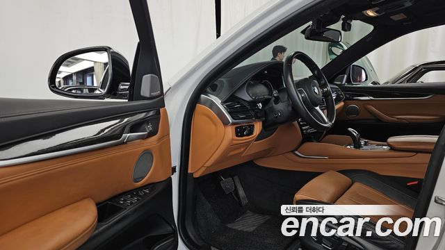 BMW X6 (F16) M50d 2018 — фото 10