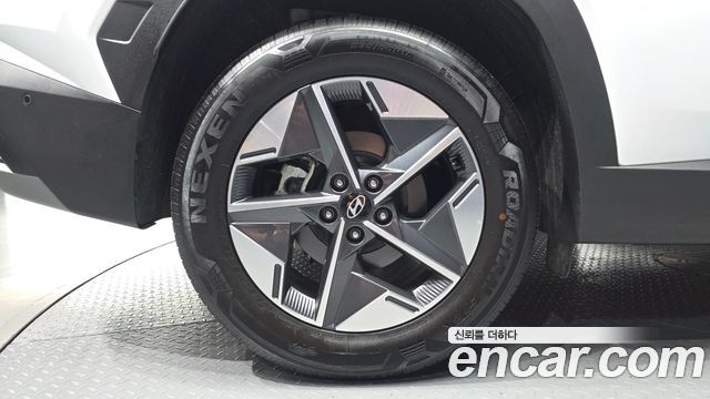 Hyundai Tucson (NX4) Gasoline 1.6 Turbo 2WD Inspiration 2025 — фото 5
