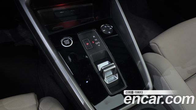 Audi A3 (8Y) 40 TFSI Premium 2023 — фото 9