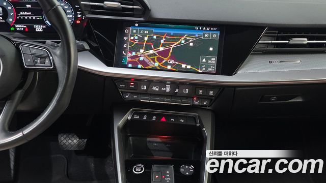 Audi A3 (8Y) 40 TFSI Premium 2023 — фото 18