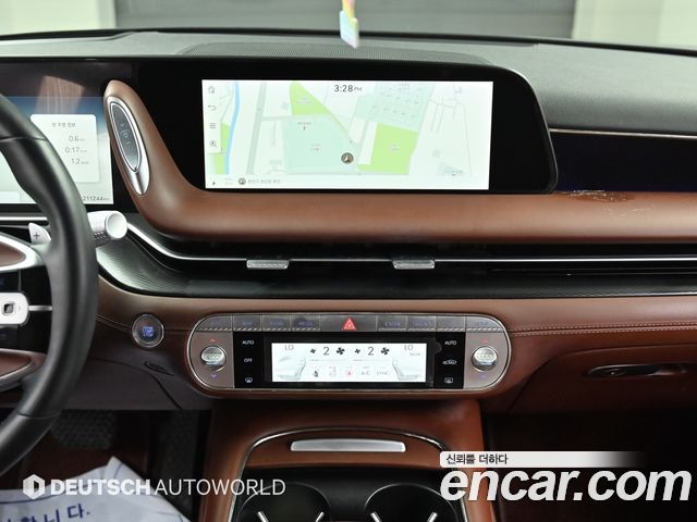 Genesis G90 (RS4) Gasoline 3.5 Turbo AWD 2022 — фото 18