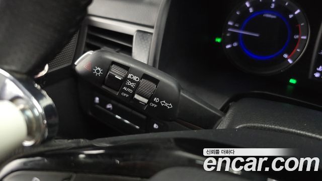 KG Mobility (SsangYong) Rexton Sports Diesel 2.2 4WD Prestige 2021 — фото 32