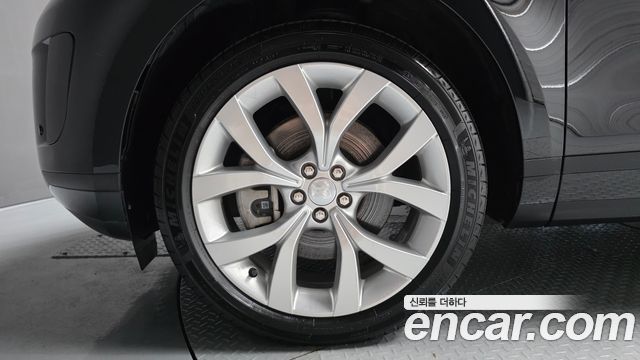 Land Rover Range Rover Evoque (II) P250 SE 2022 — фото 5