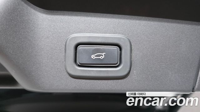 Land Rover Range Rover Evoque (II) P250 SE 2022 — фото 16