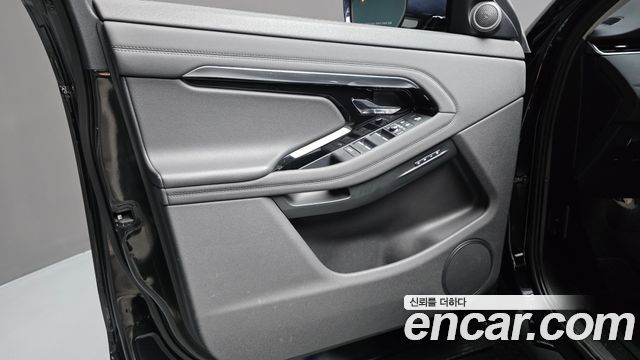 Land Rover Range Rover Evoque (II) P250 SE 2022 — фото 24