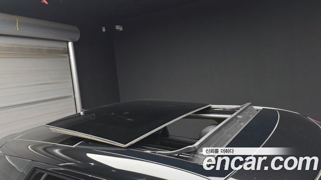 Land Rover Range Rover Evoque (II) P250 SE 2022 — фото 29