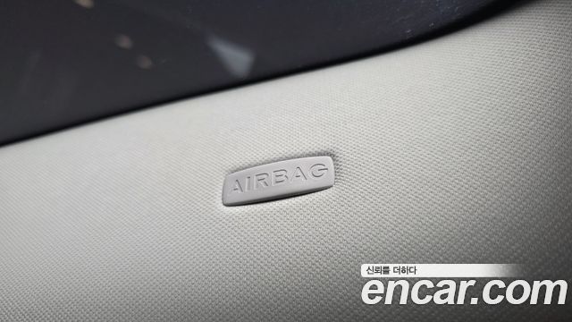 Land Rover Range Rover Evoque (II) P250 SE 2022 — фото 30