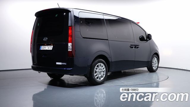 Hyundai Staria Cargo 5-Seater Modern 2025 — фото 2