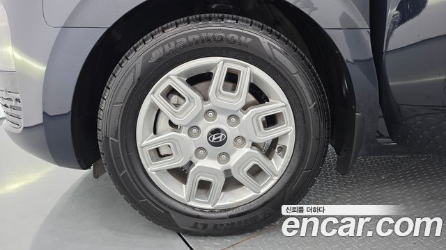 Hyundai Staria Cargo 5-Seater Modern 2025 — фото 5