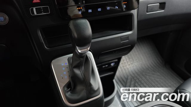 Hyundai Staria Cargo 5-Seater Modern 2025 — фото 9