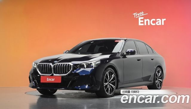 BMW 5 Series (G60) 530i xDrive M Sport 2026 — фото 1