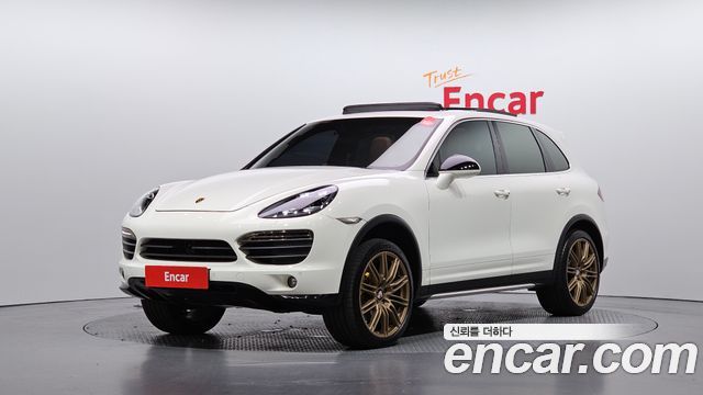 Porsche Cayenne 4.8 S 958 2013 — фото 1