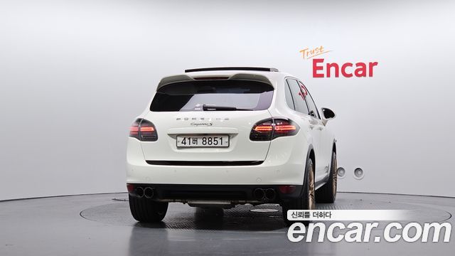 Porsche Cayenne 4.8 S 958 2013 — фото 4