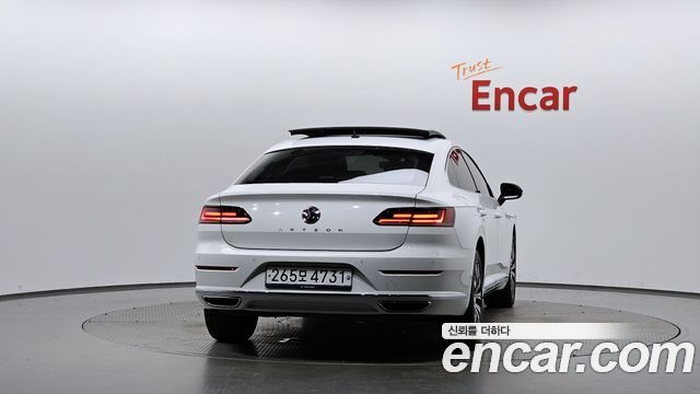 Volkswagen Arteon 2.0 TDI Premium 2019 — фото 4