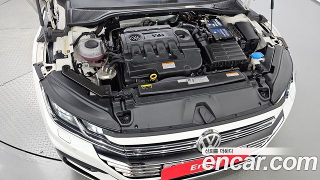 Volkswagen Arteon 2.0 TDI Premium 2019 — фото 6