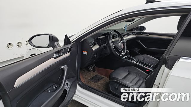 Volkswagen Arteon 2.0 TDI Premium 2019 — фото 10