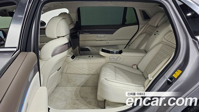 Genesis G90 (RS4) Gasoline 3.5 Turbo e-S/C AWD LWB 2023 — фото 12