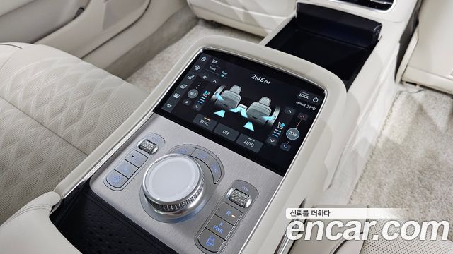Genesis G90 (RS4) Gasoline 3.5 Turbo e-S/C AWD LWB 2023 — фото 18