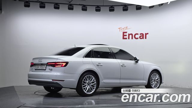 Audi A4 (B9) 35 TDI Quattro Premium 2018 — фото 2