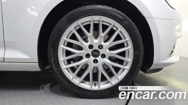 Audi A4 (B9) 35 TDI Quattro Premium 2018 — фото 21