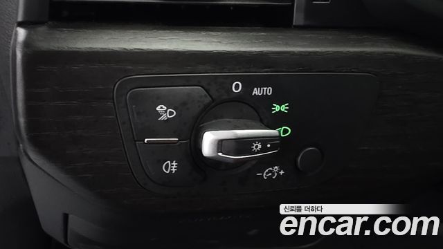 Audi A4 (B9) 35 TDI Quattro Premium 2018 — фото 29