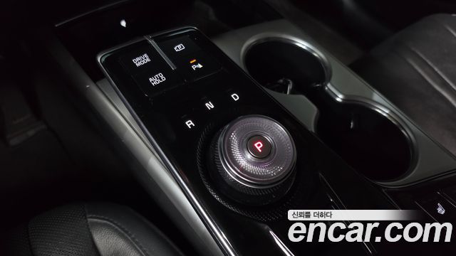 Kia K8 2.5 Gasoline 2WD Noblesse 2023 — фото 9
