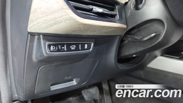 Kia K8 2.5 Gasoline 2WD Noblesse 2023 — фото 16