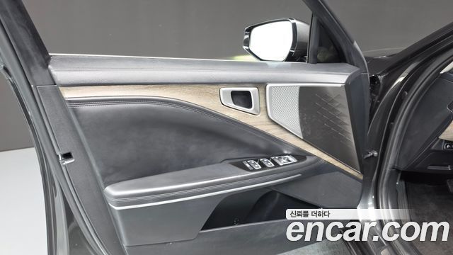 Kia K8 2.5 Gasoline 2WD Noblesse 2023 — фото 24