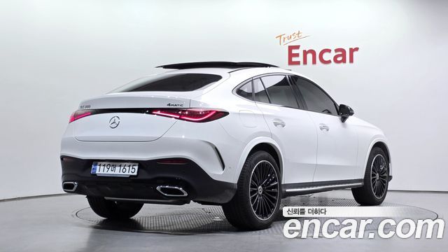 Mercedes-Benz GLC-Class (X254) GLC300 4MATIC Coupe 2024 — фото 2