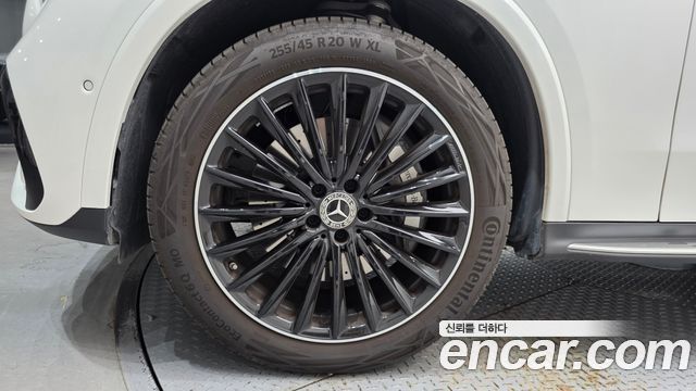 Mercedes-Benz GLC-Class (X254) GLC300 4MATIC Coupe 2024 — фото 5