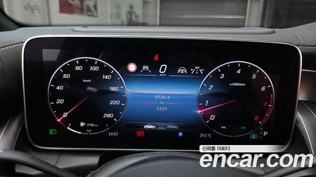 Mercedes-Benz GLC-Class (X254) GLC300 4MATIC Coupe 2024 — фото 8