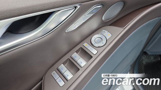 Genesis G80 (RG3) Gasoline 2.5 Turbo 2WD 2025 — фото 11