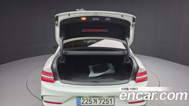 Genesis G80 (RG3) Gasoline 2.5 Turbo 2WD 2025 — фото 32