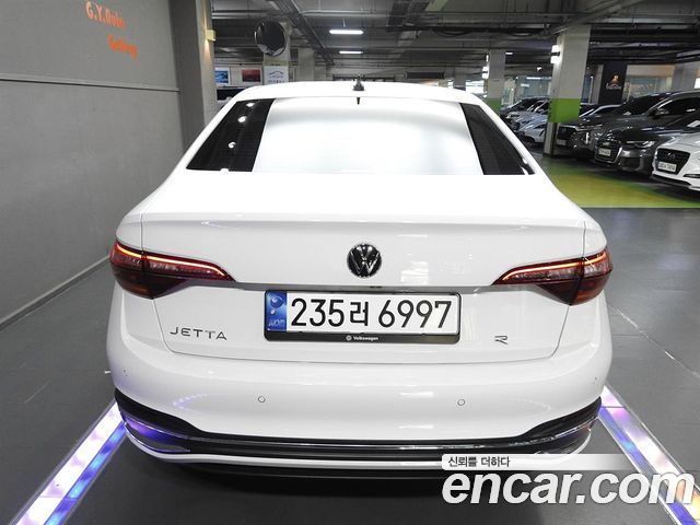 Volkswagen Jetta (VII) 1.5 TSI Prestige 2023 — фото 4