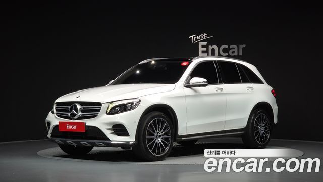 Mercedes-Benz GLC-Class (X253) GLC300 4MATIC AMG Line 2019 — фото 1