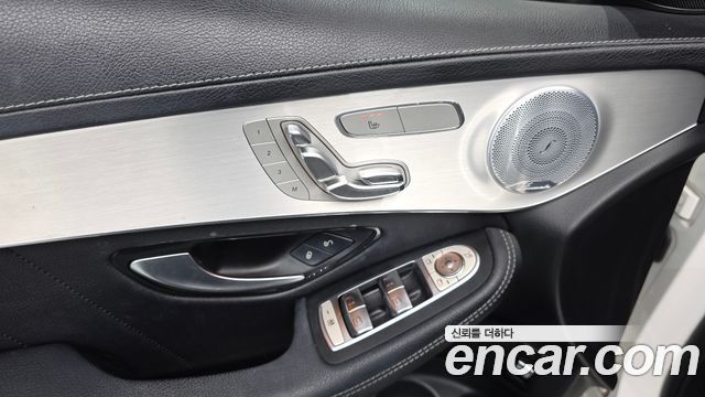 Mercedes-Benz GLC-Class (X253) GLC300 4MATIC AMG Line 2019 — фото 28