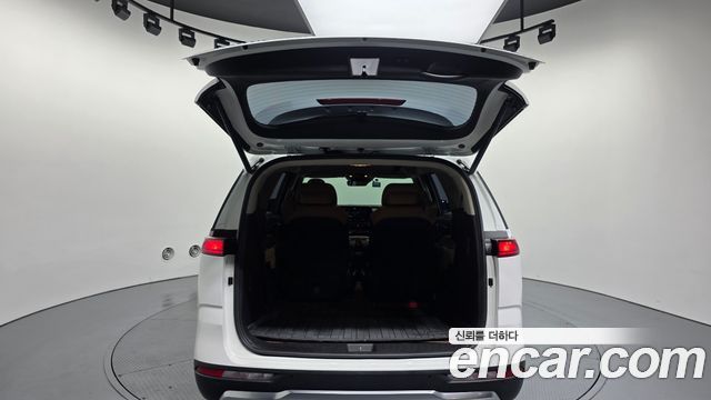 Kia Carnival (IV) Diesel 7-Seater Signature 2021 — фото 20