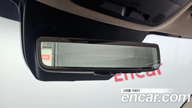 Kia Carnival (IV) Gasoline 9-Seater Hi Limousine Signature 2025 — фото 17